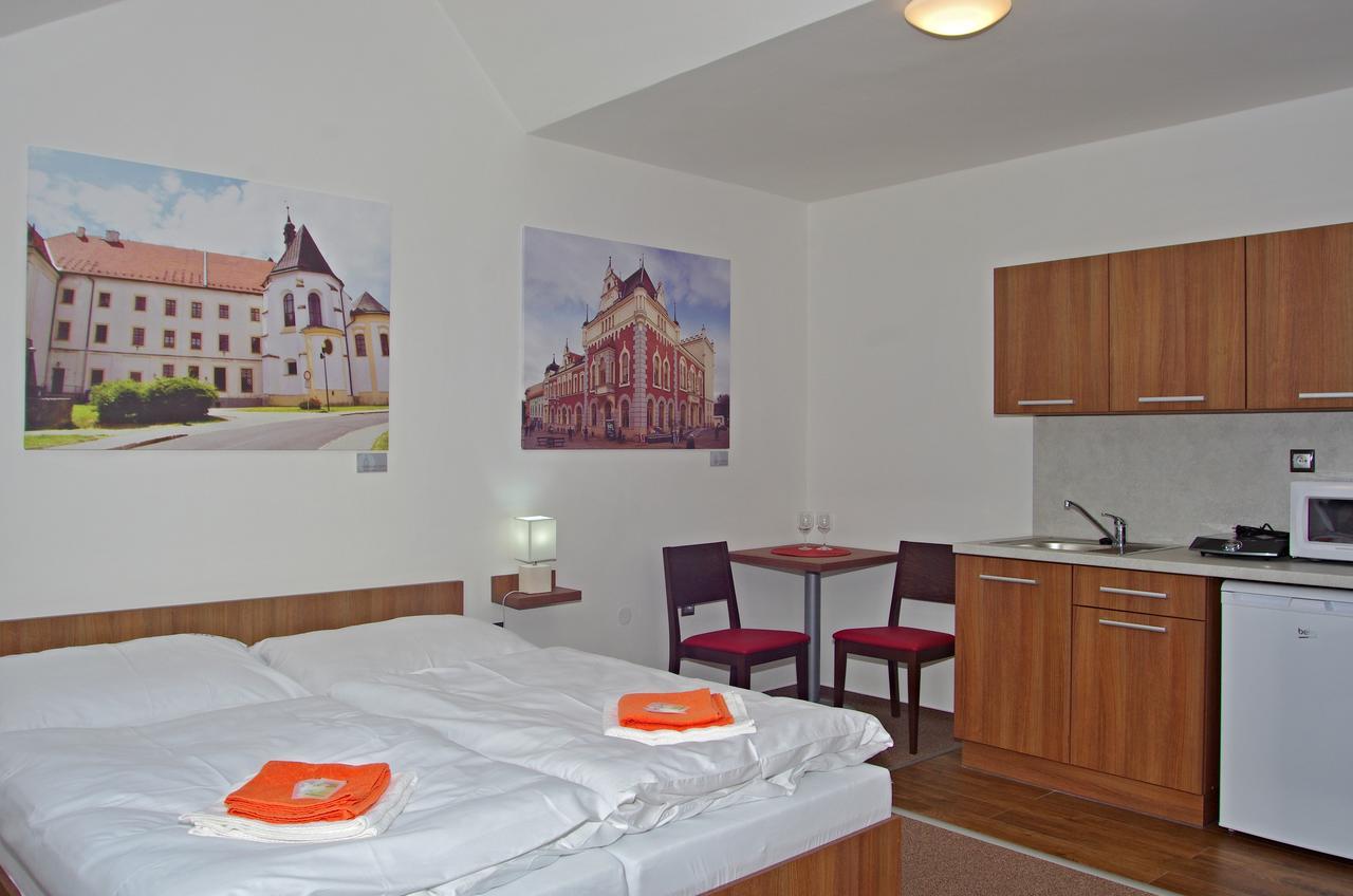 Hotel Pod Radnici Sumperk ภายนอก รูปภาพ